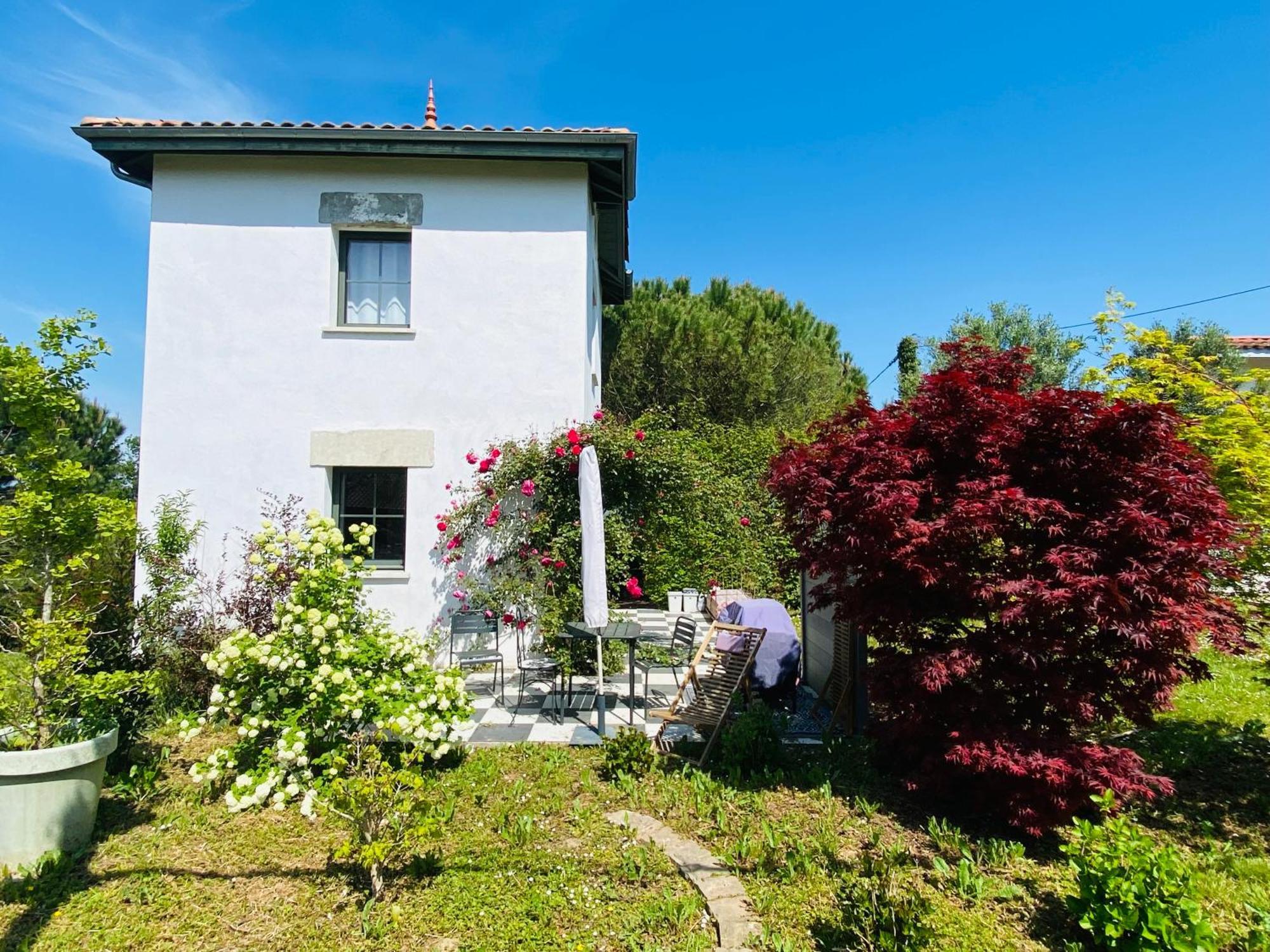 La Bastide De Guiche Entre Ocean Et Montagnes Apartment Bagian luar foto