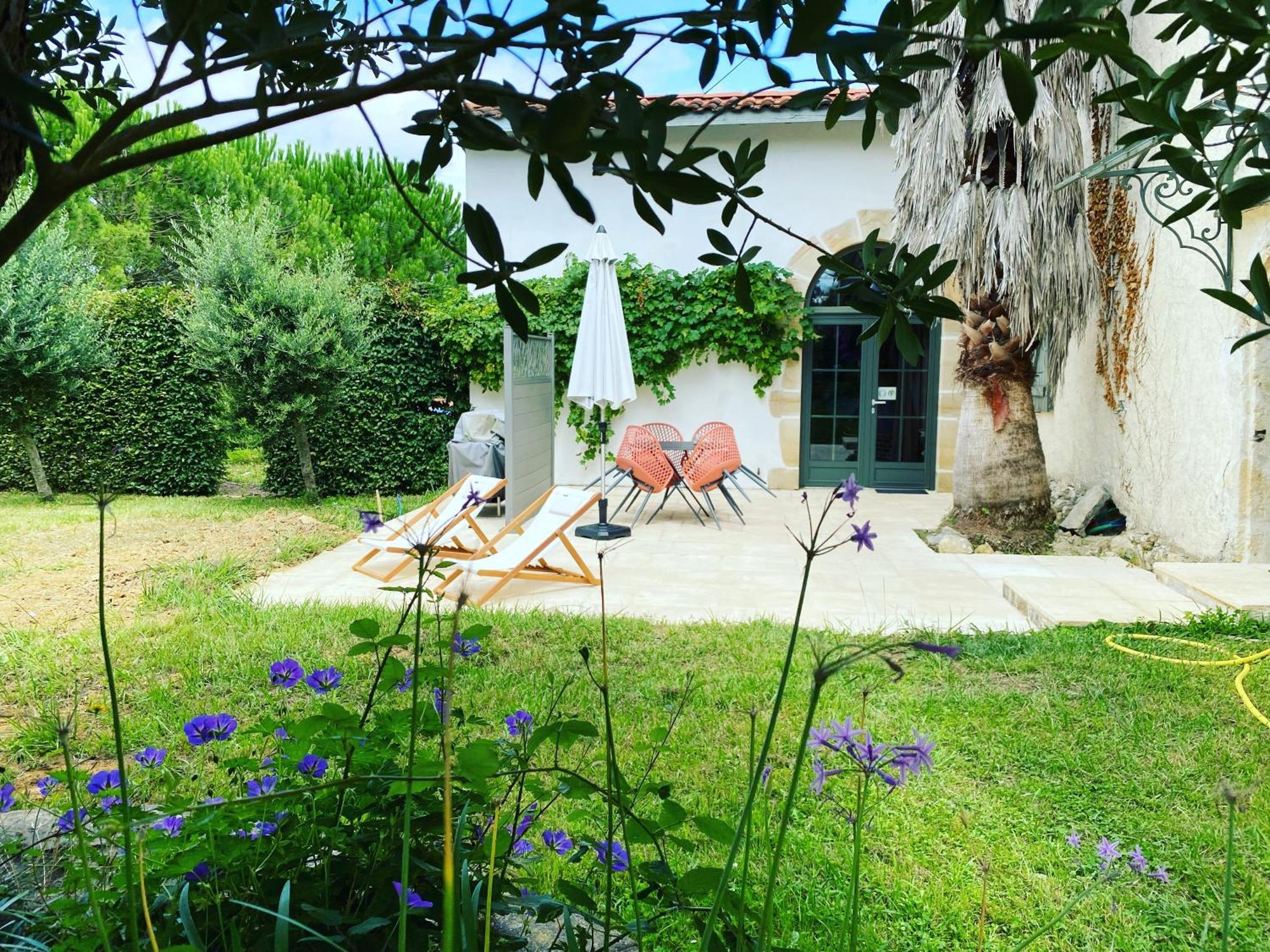 La Bastide De Guiche Entre Ocean Et Montagnes Apartment Bagian luar foto