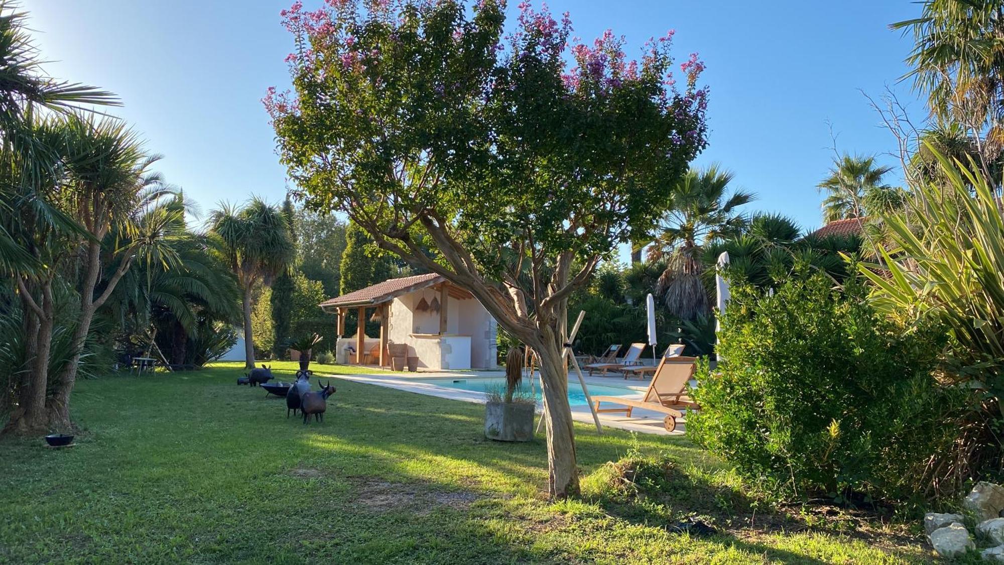 La Bastide De Guiche Entre Ocean Et Montagnes Apartment Bagian luar foto
